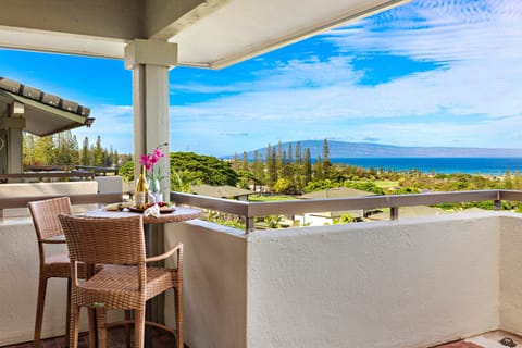 Covered private Lanai