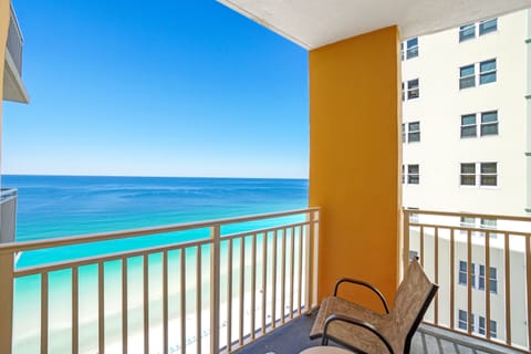Splash Beach Resort Studio Rental 1701W-A