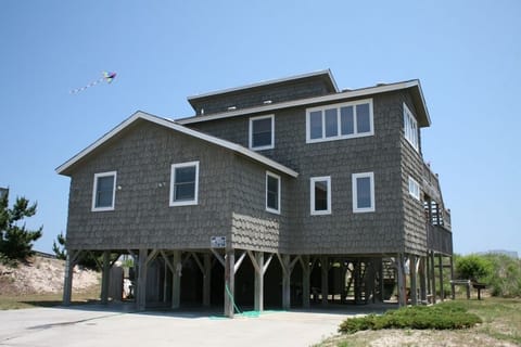 OH07: Merry Winds | Front Exterior 