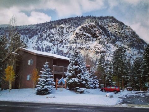 Peak One condos is a small complex located next to the Ten Mile Range in Frisco.