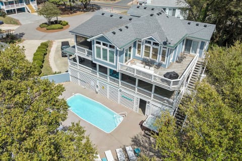 CL505: Sound & Sol | Back Exterior w/ Private Pool Area
