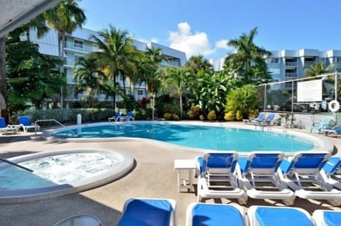 La Brisa Key West #303W Community Pool and Jacuzzi
