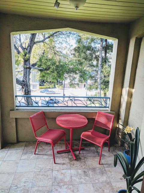 Front porch to enjoy Oakland's amazing weather