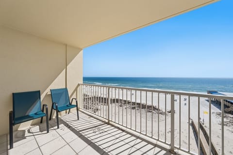 Boardwalk 583 Balcony