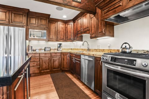 Fairway Village 2919_31