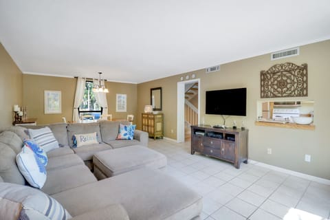 Living /dining area - Large gathering space even has a pass thru window from the kitchen!