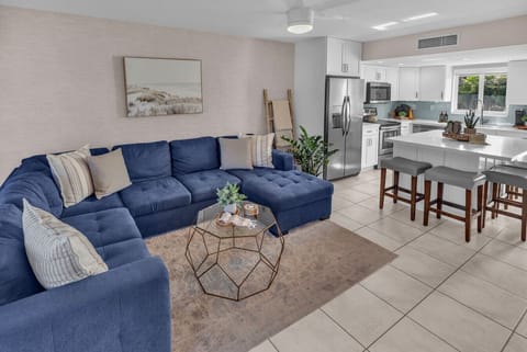 Living room 1 with queen sofa sleeper