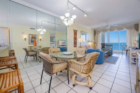 Island Royale P404-15