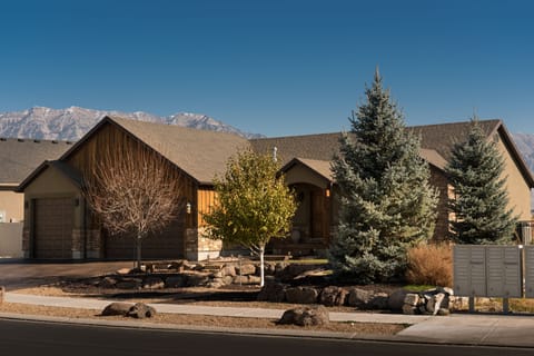 Serenity Retreat on the 6th Hole