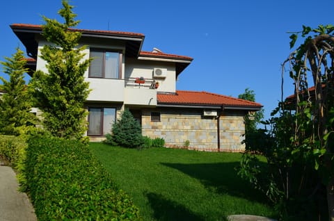 Welcome to Villa on the Black Sea