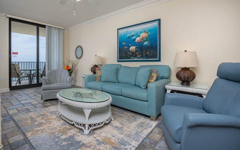 Phoenix VIII 81405, Orange Beach, Alabama, beach front, 1 bedroom 1.5 bath condominium on the 14th floor