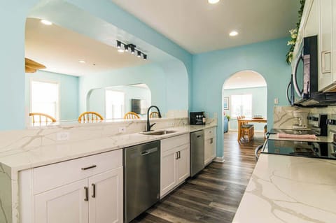 All New Stainless Appliances and Quartz Counters