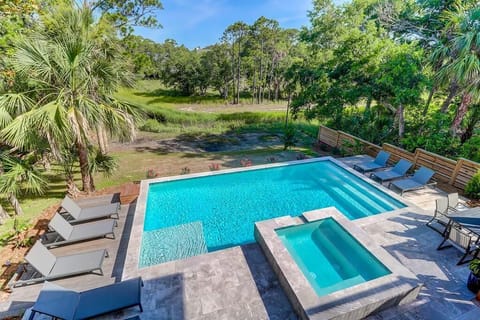Welcome to Folly Me! - Private Pool