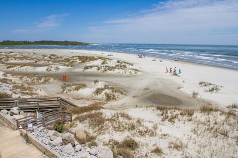 Best views of the ocean and inlet in Cherry Grove directly from the balcony!  