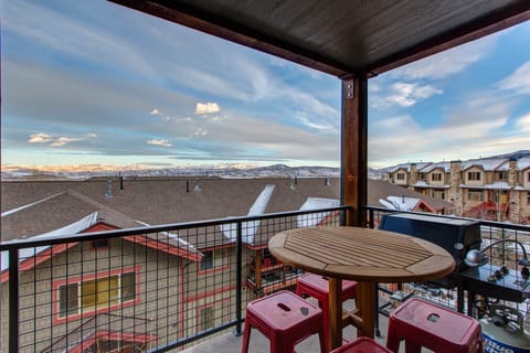 Vacation Rentals in Park City at Bear Hollow Ridge 2308: Private balcony with seating and BBQ grill