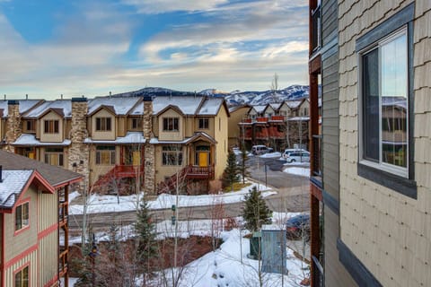 Vacation Rentals in Park City at Bear Hollow Ridge 2308: Winter views