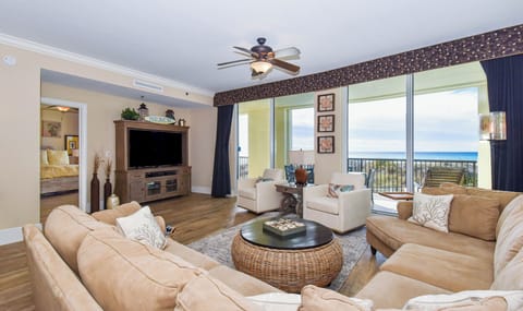 Bella Riva 109 - Living Area with TV