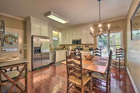 Fully Equipped Kitchen | Complimentary Spices