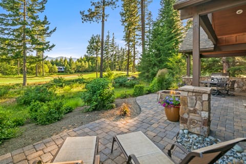 The Dew Drop Inn - Suncadia Resort - Relax and take in the natural beauty of Suncadia Resort.