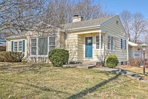 Williams Bay Vacation Rental | 2BR | 1BA | 1,372 Sq Ft | Stairs Required