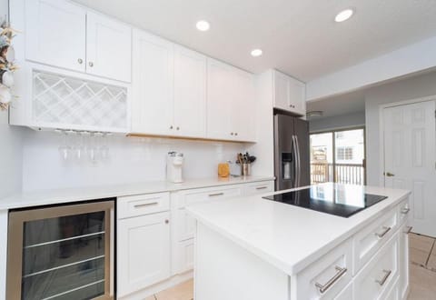 Newly Remodeled Gourmet Kitchen