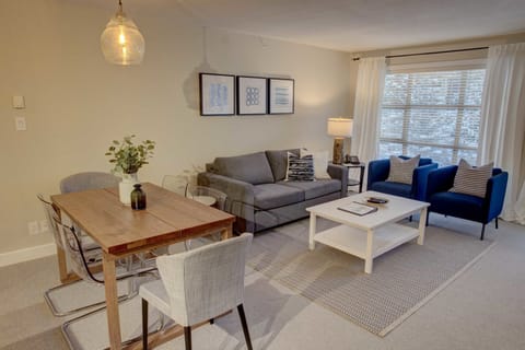 Dining & living areas