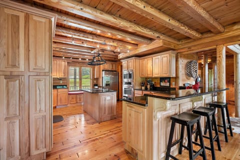 Spacious Gourmet Kitchen