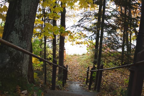 Granite staircase down to the beach. 