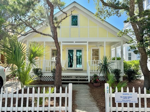 WELCOME TO SEASPELL IN SEASIDE, FL! JUST RENOVATED