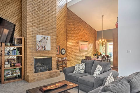 Lubbock Vacation Rental | 2BR | 2BA | 1,450 Sq Ft