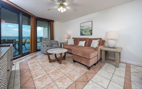 Phoenix VII 7209, Orange Beach, Alabama, beach front, 2 bedroom condominium on the 2nd floor with extended balcony