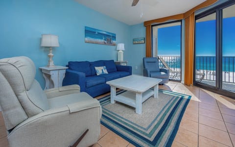 Phoenix X 411, Orange Beach, Alabama, beach front, 2 bedroom condominium on the 4th floor