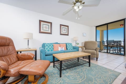 Phoenix V 711, Orange Beach, Alabama, beach front, 1 bedroom condominium on the 7th floor