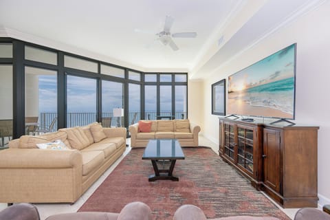 The Oasis 2710, Orange Beach, Alabama, beach front, 3 bedroom condominium on the 27th floor
