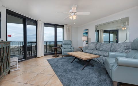 Phoenix VI 6205, Orange Beach, Alabama, beach front, 3 bedroom condominium on the 2nd floor
