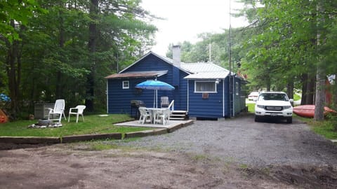 BBq  Patio,  Firepit
Driveway at Rear