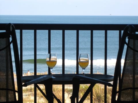 At the evening, enjoy a glass of wine on our balcony overlooking the ocean!