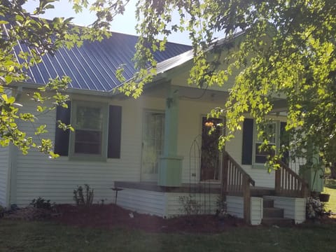 peacefull front porch