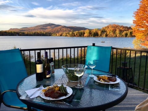 Lakefront property with a magnificient view of the mountain of Mont Tremblant