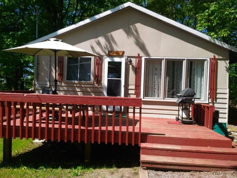 The Spruce Cottage at Shiloh Cottages
