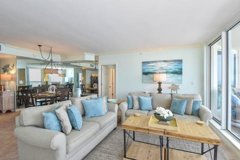 Silver Shells St. Maarten 1107 - Living Area