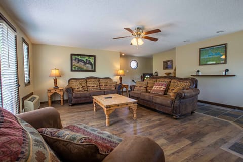 Welcome to Chalets on Table Rock Lake