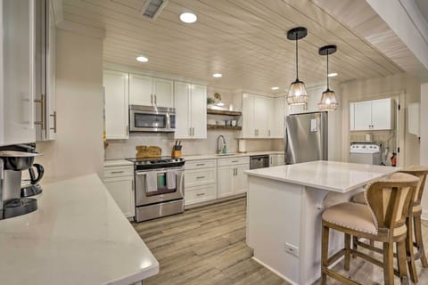 Kitchen | Fully Equipped