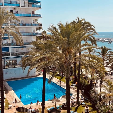 Skol Apartments Marbella Pool (1)