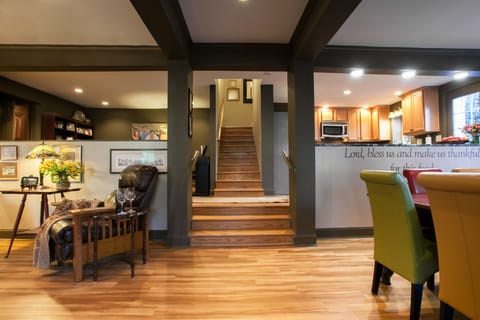 Welcome to Laughing Waters Lodge!