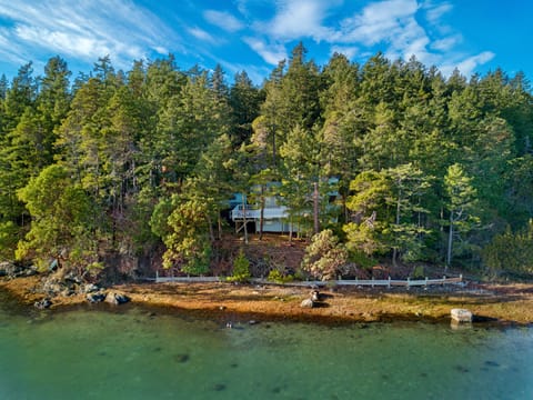 Waterfront on Westcott Bay - Westcott Bay is just steps from this beautiful 4 bedroom home!
