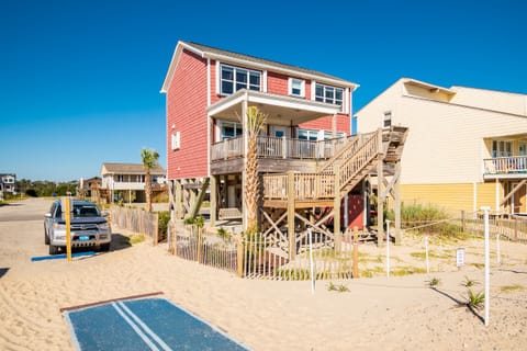 Exterior - Oceanfront South / Beach Access