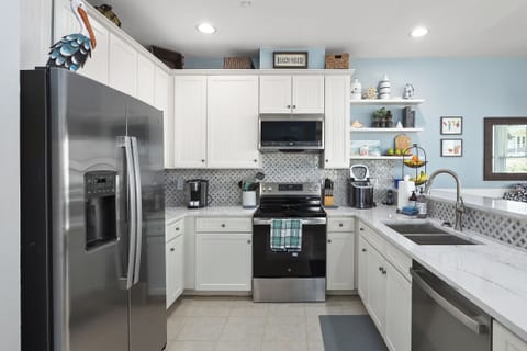 Fully stocked kitchen with all that you'll need to cook family meals.