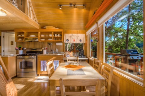 Full kitchen with electric range