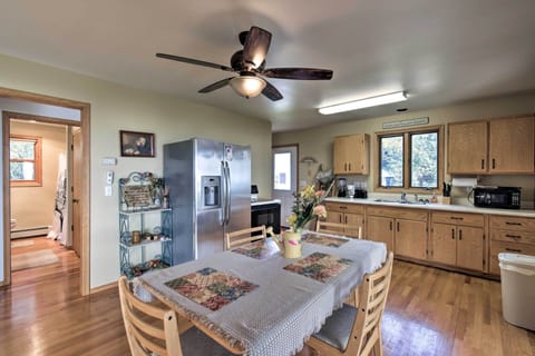 Kitchen | Equipped w/ Cooking Basics